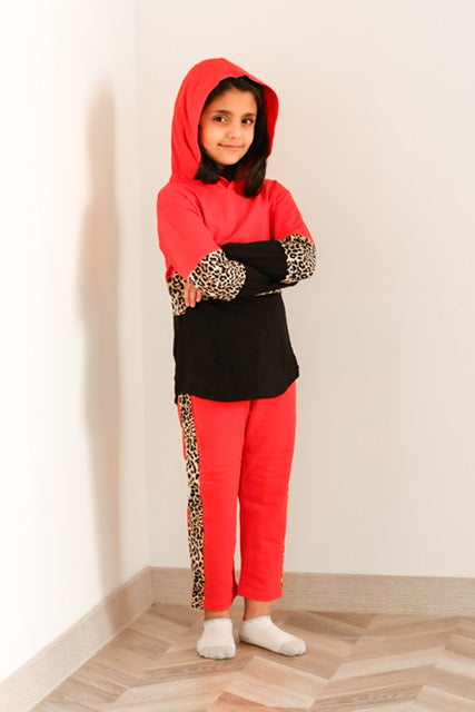 Be Cosy Girl's Red and Black Tiger  Print Cotton Set with Hoodie