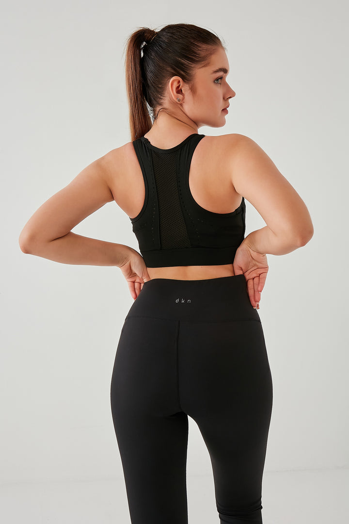 DKN High Support Sports Bra in Black