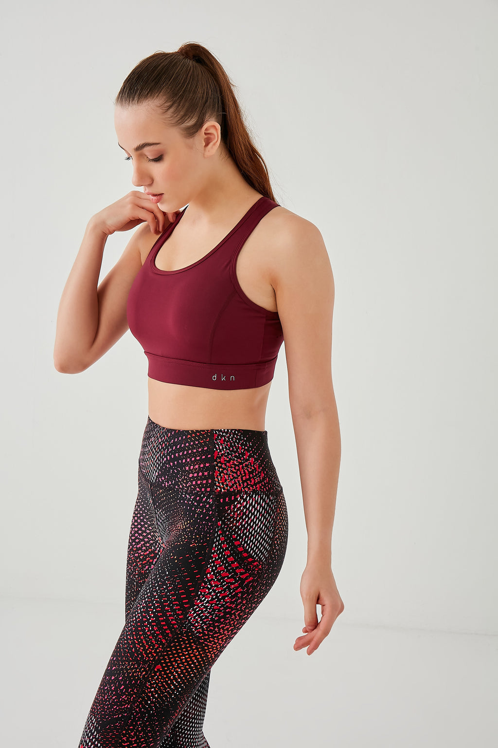 DKN High Support Sports Bra in Maroon