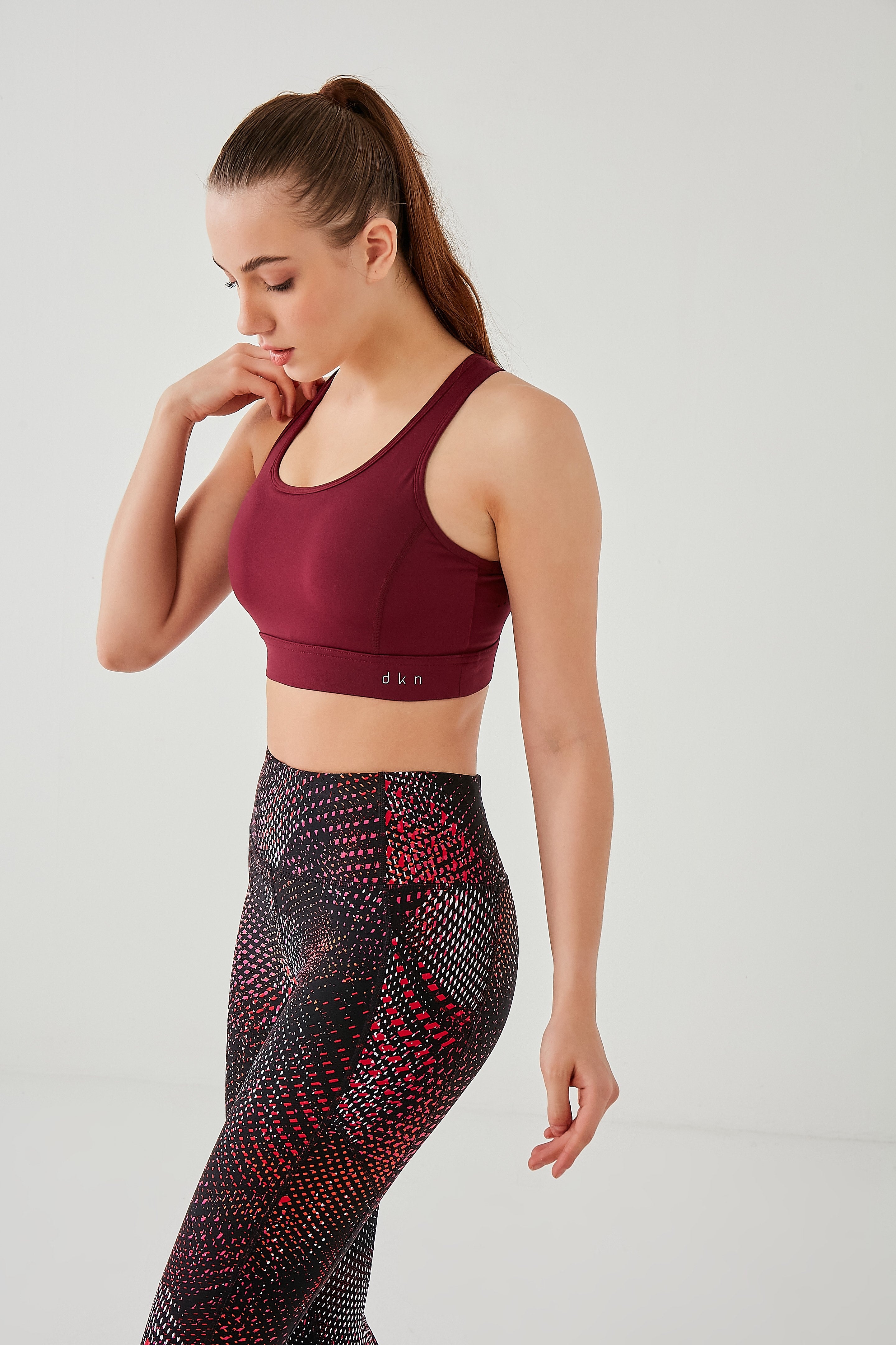 DKN High Support Sports Bra in Maroon