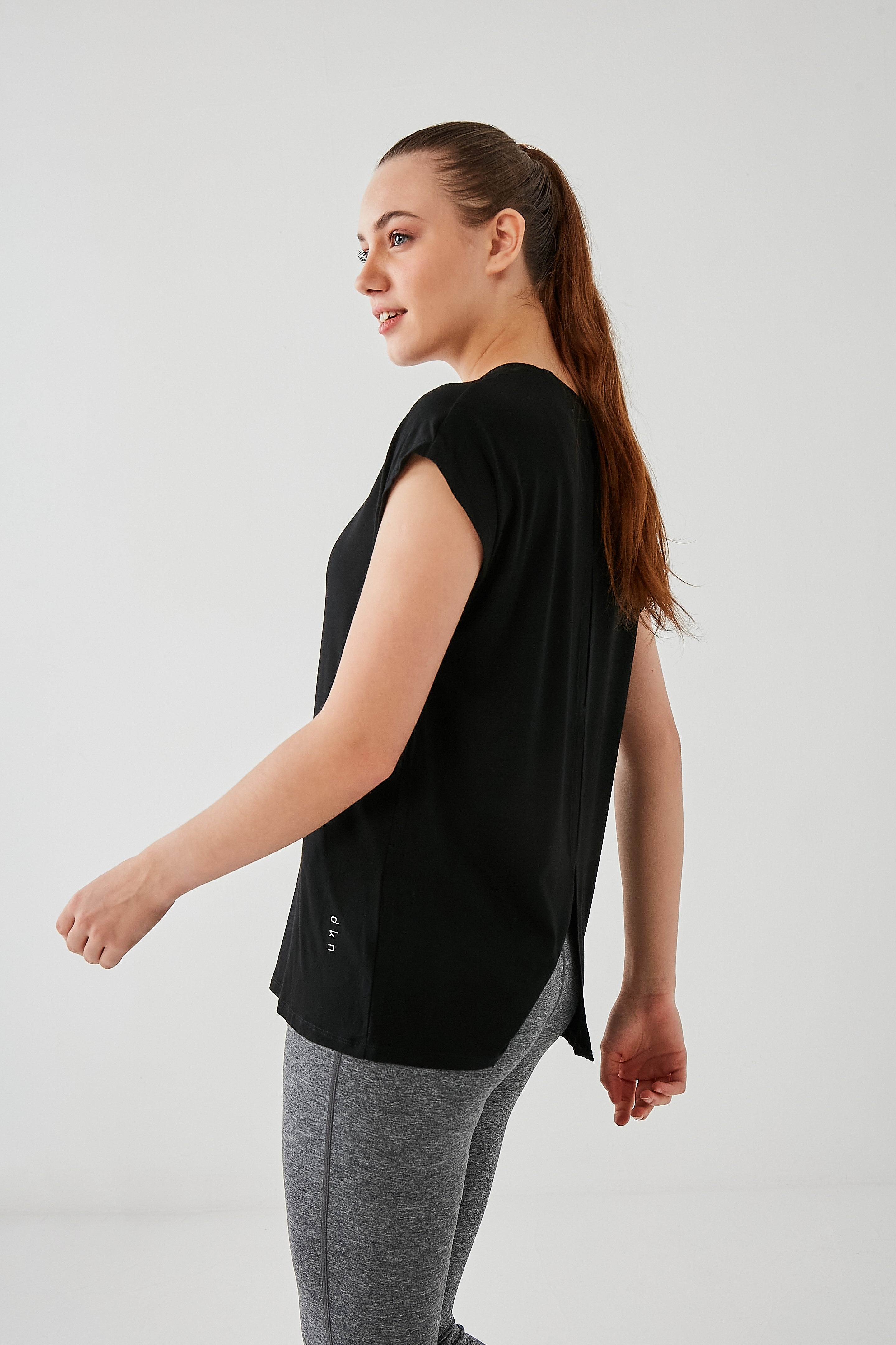 DKN Black Cropped Back Top