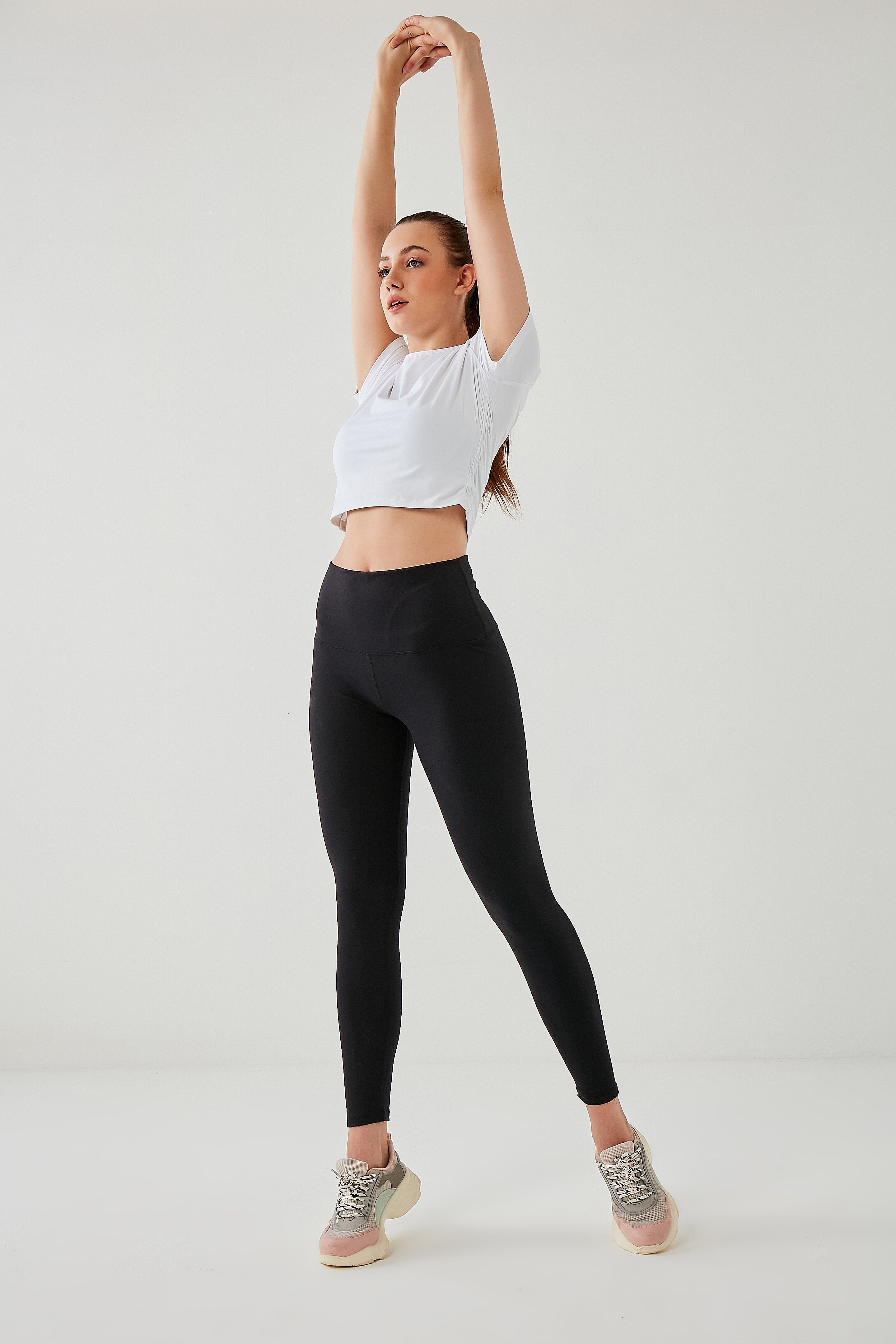 DKN Signature High Waist Leggings in Black