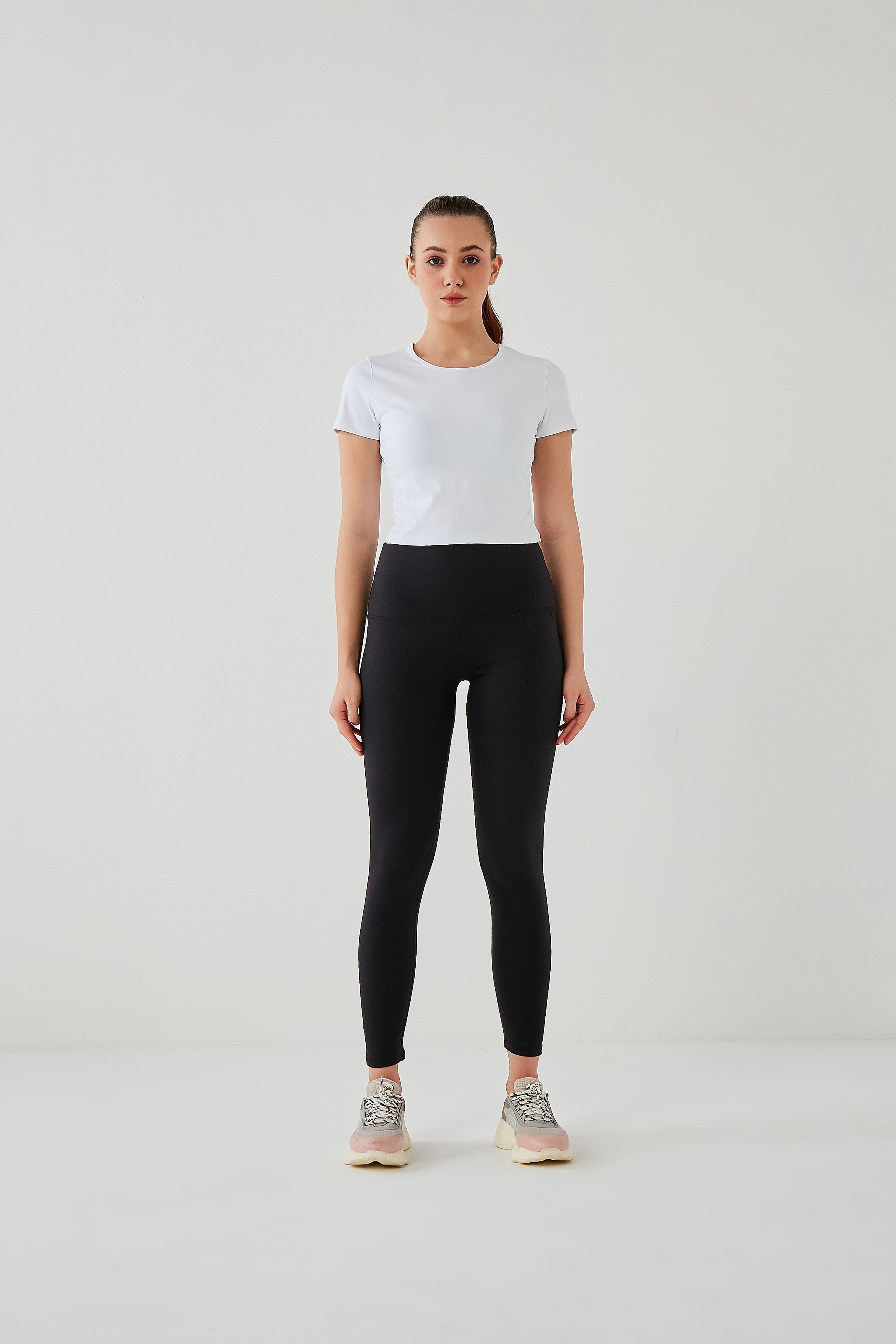 DKN Signature High Waist Leggings in Black