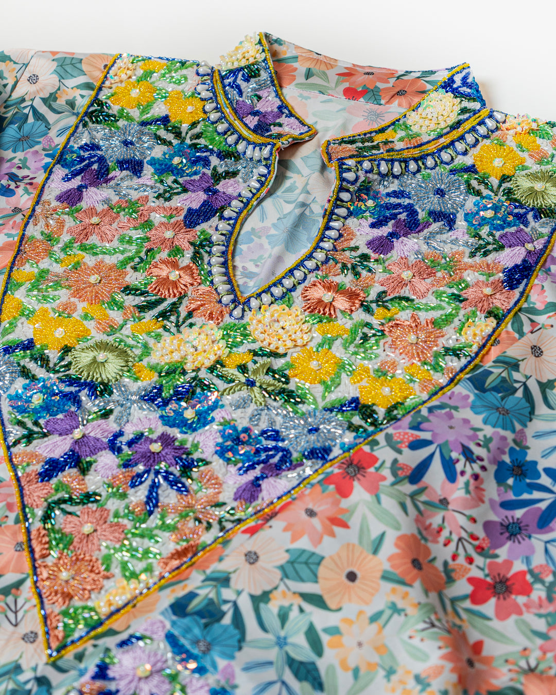 Multicolor Floral Collared Mukhwar
