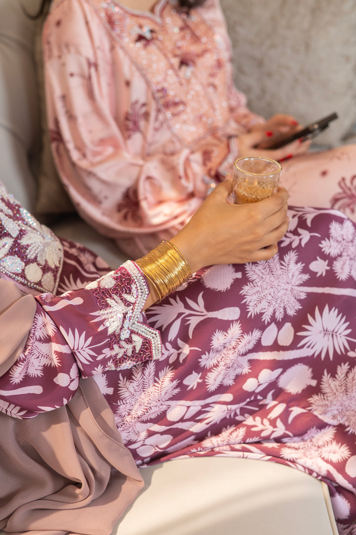 Mulberry Palm Mukhwar