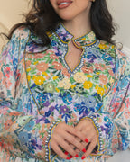 Multicolor Floral Collared Mukhwar