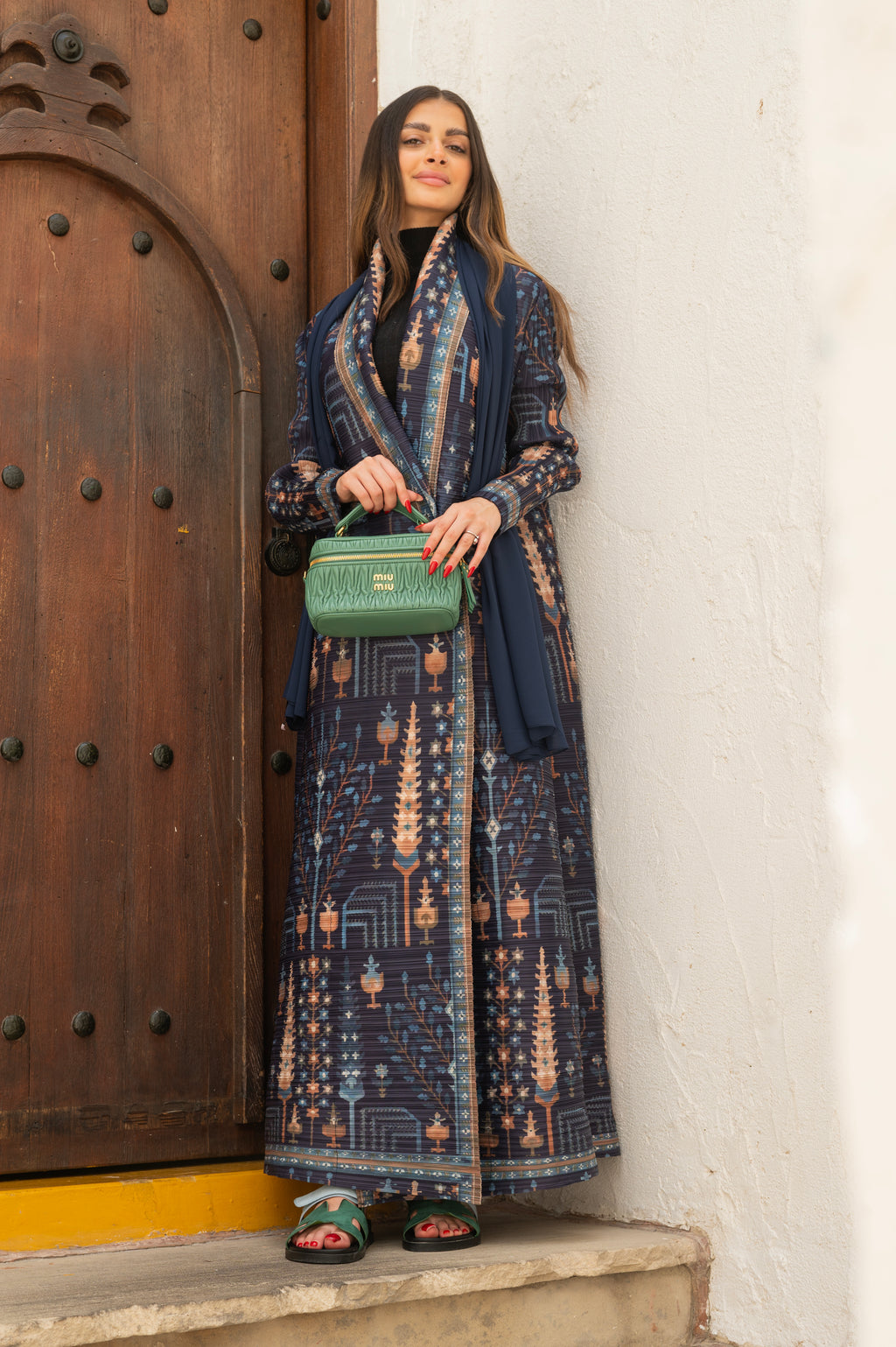 Indigo Vintage Plisse Abaya
