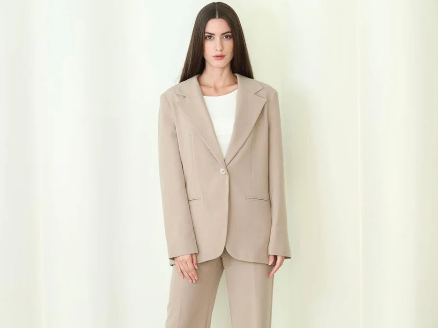 Haneen X Becosy Suit: Jacket and Trousers in Beige