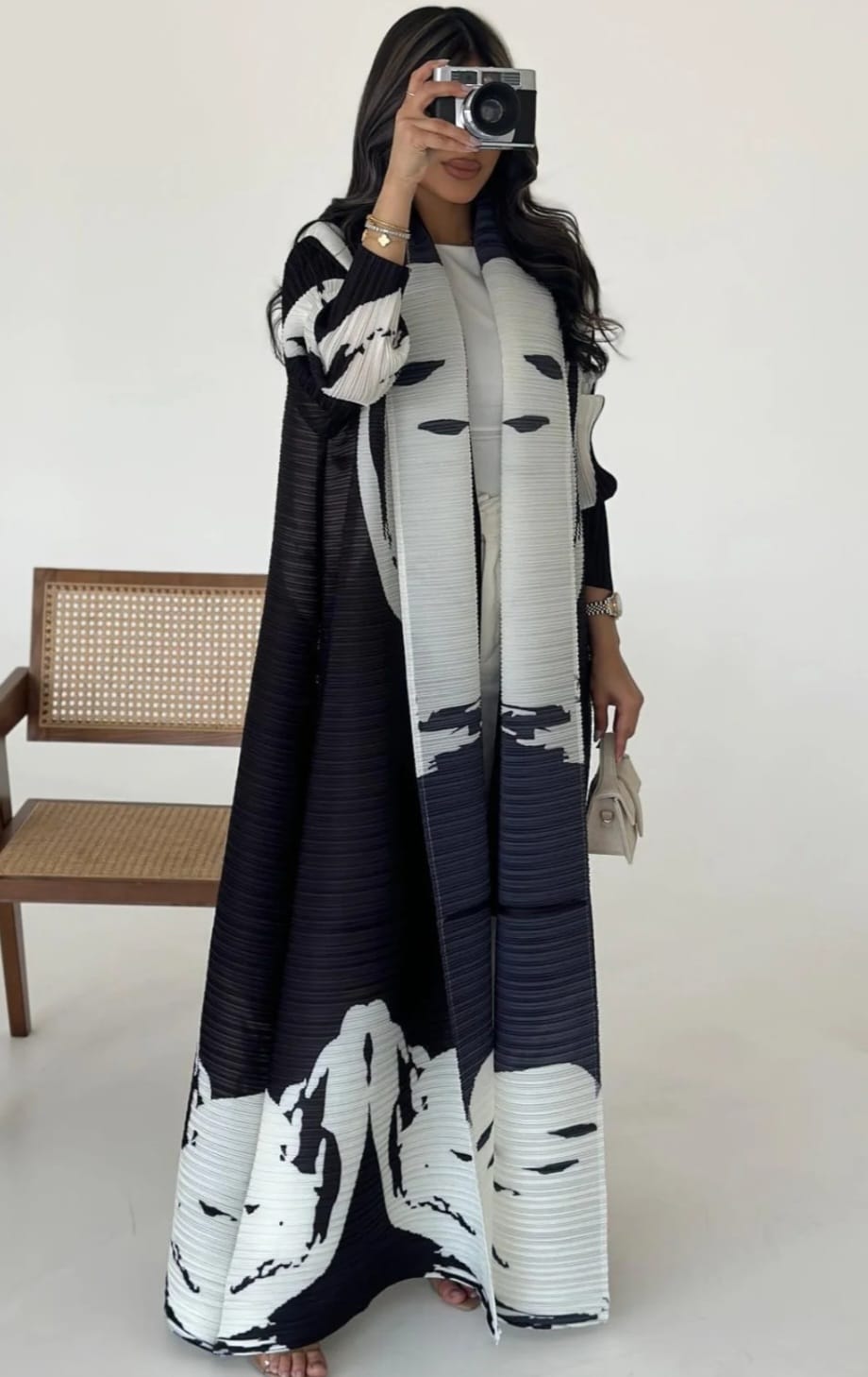 Black and White Printed Plisse Abaya