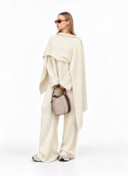 Offwhite Cape Set