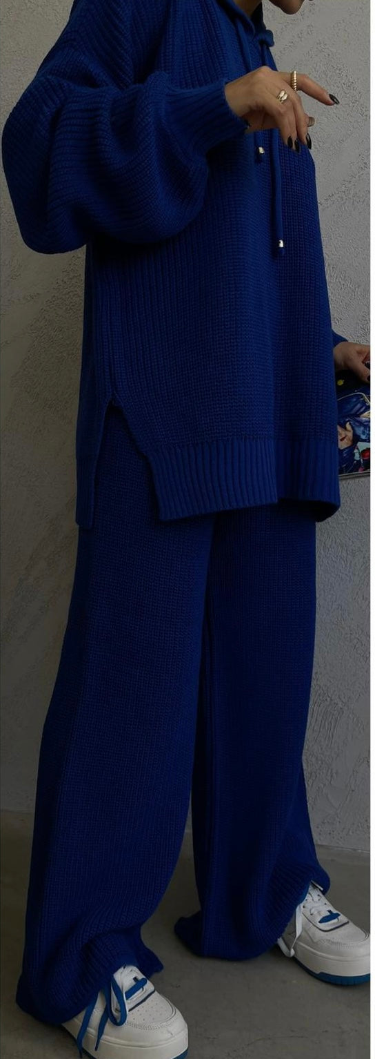Royal blue knitted set