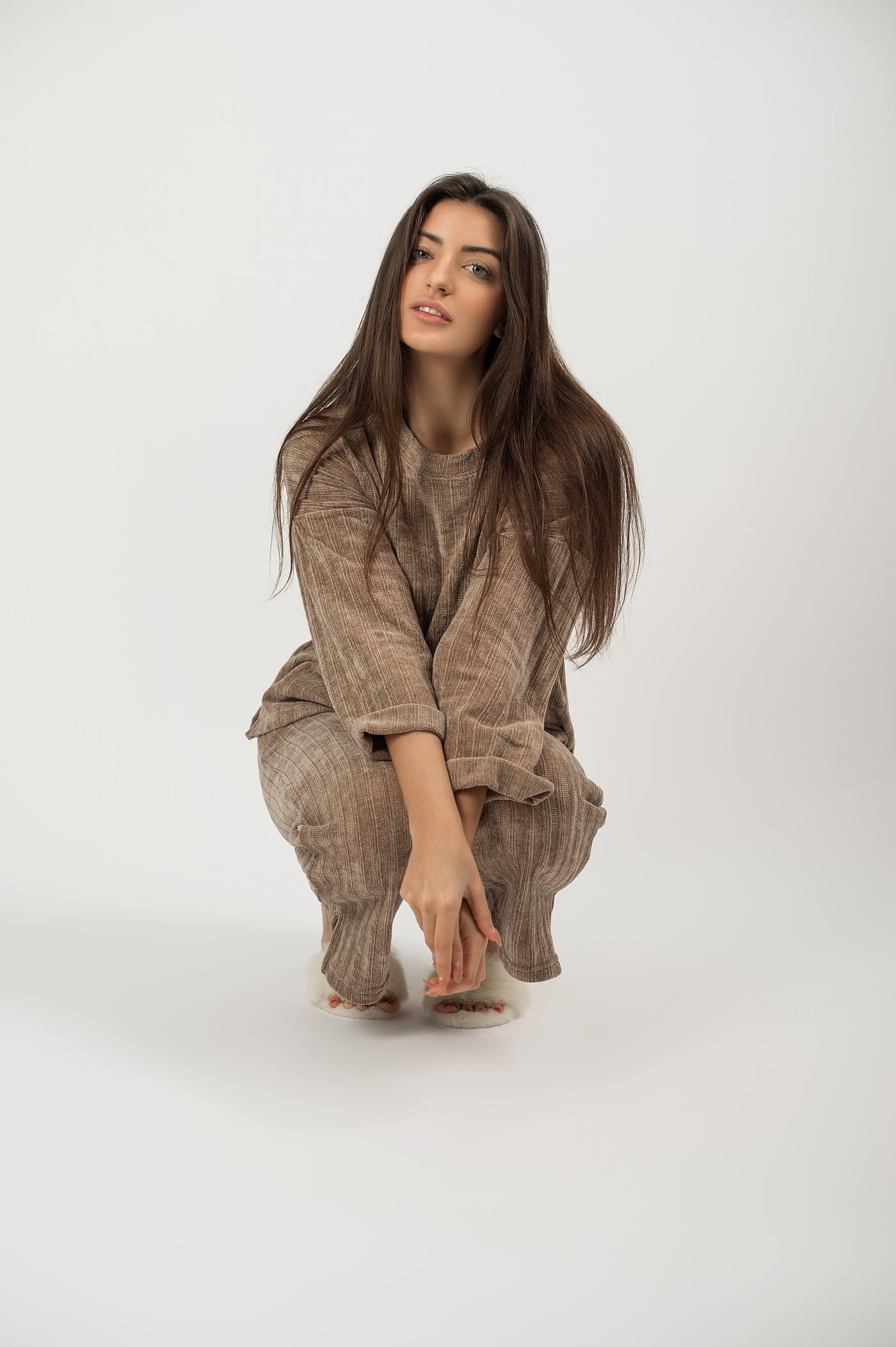 Be Cosy knitted loungewear set in light brown