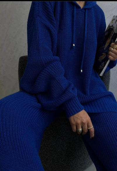 Royal blue knitted set